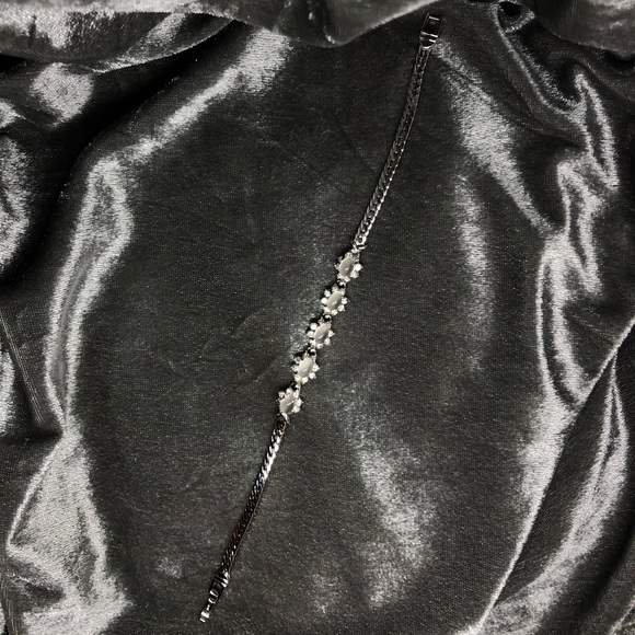 Gemstone Six Opal Bracelet Silver color - Picture 4 of 8